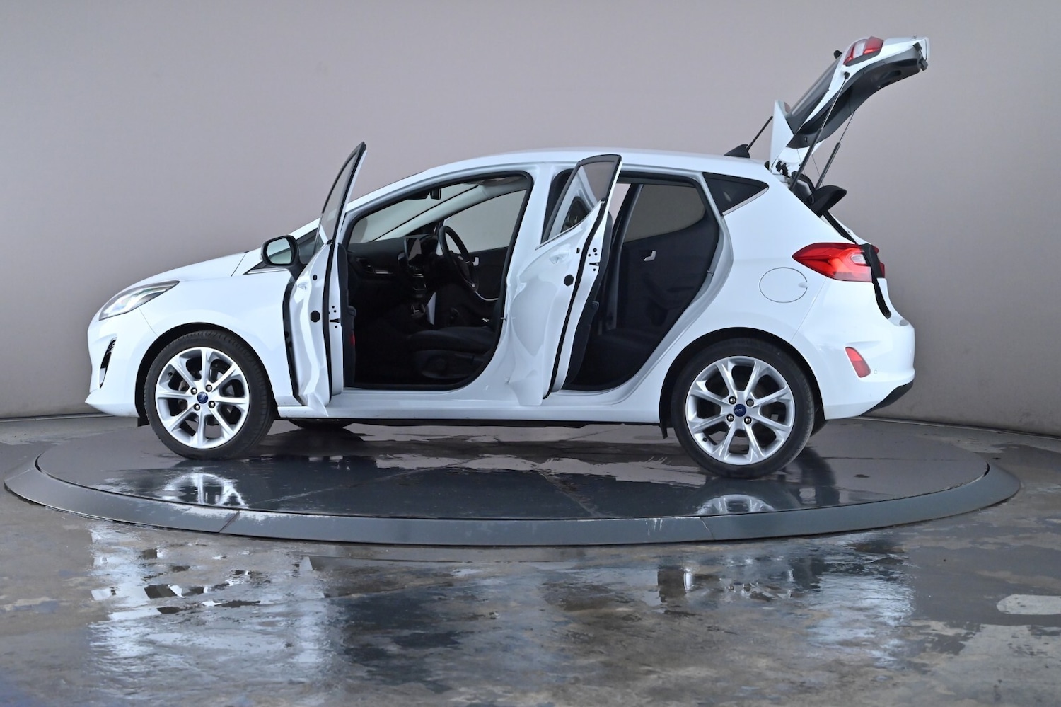 Used Ford Fiesta 2021 for sale - 76635114: Photo 50