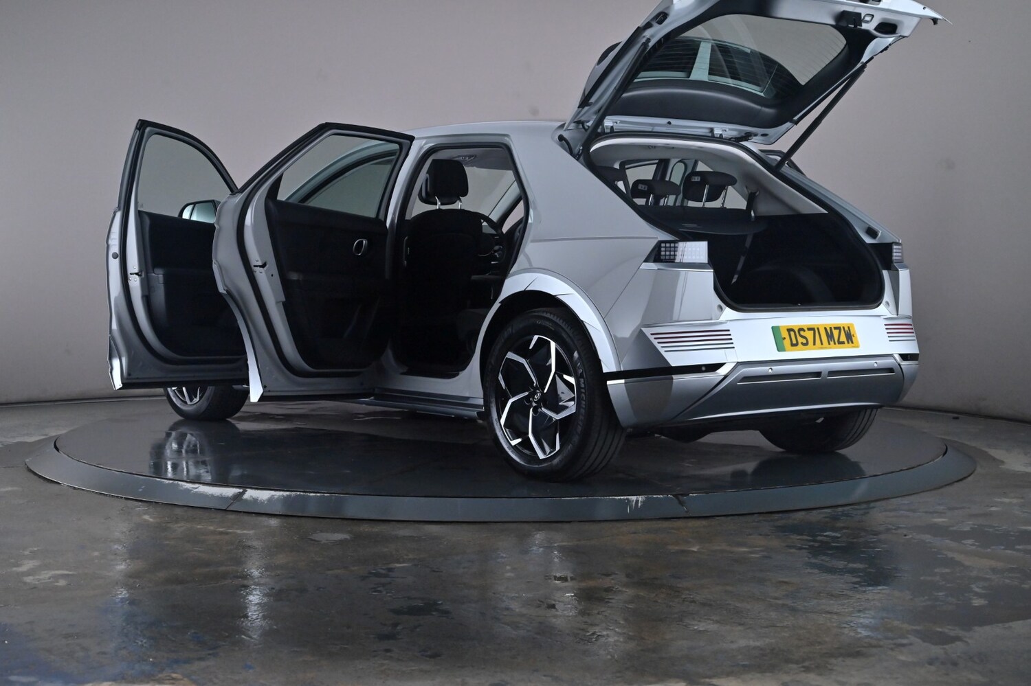 Used Hyundai IONIQ 5 2022 for sale - 76635191: Photo 56