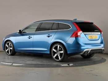 Used Volvo V60 2017 for sale - 79380873: Photo