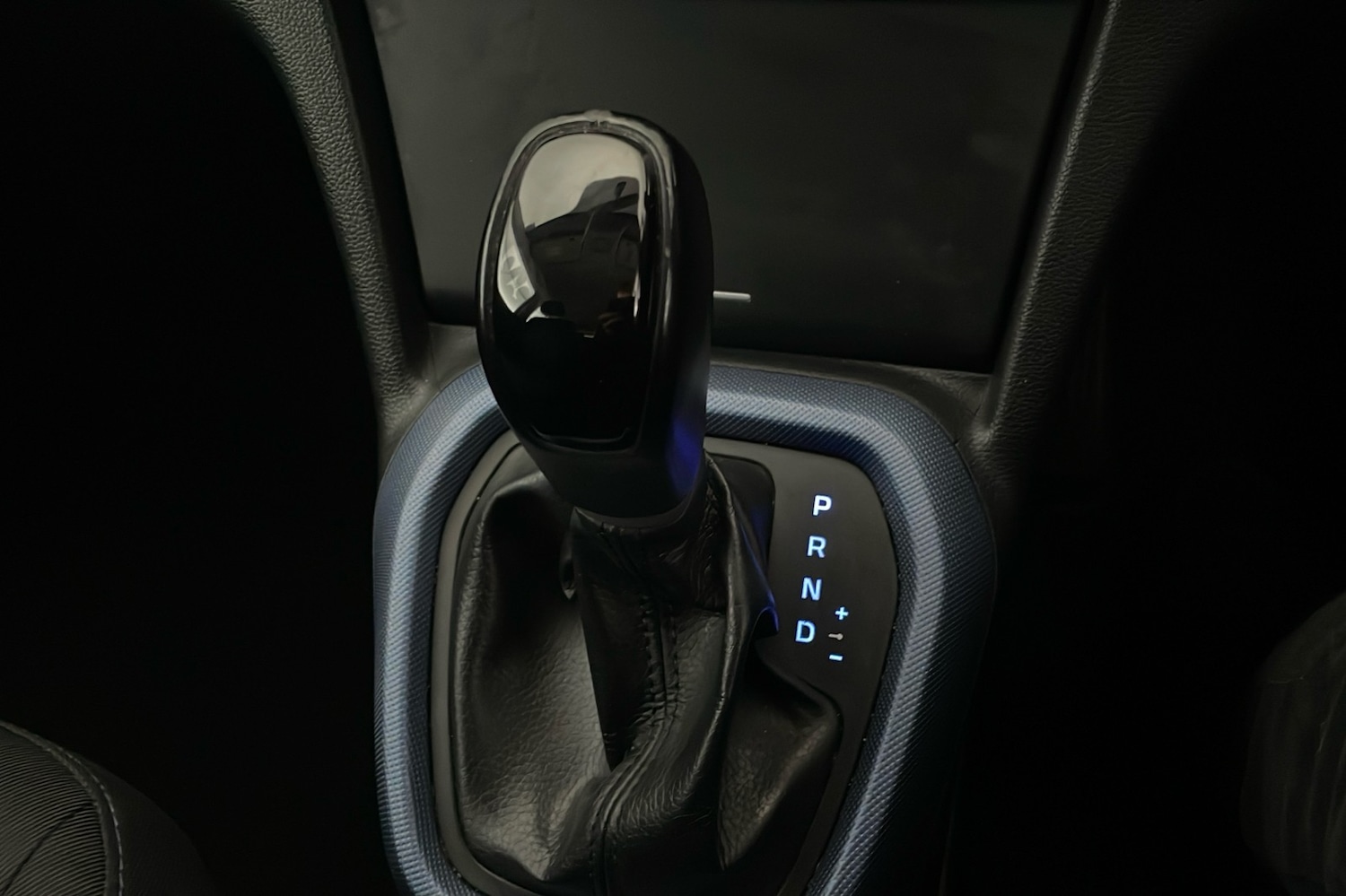 Used Hyundai i10 2015 for sale - 76605422: Photo 11