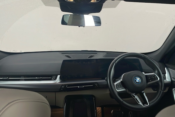 Used BMW iX1 2023 for sale - 76257162: Photo 8