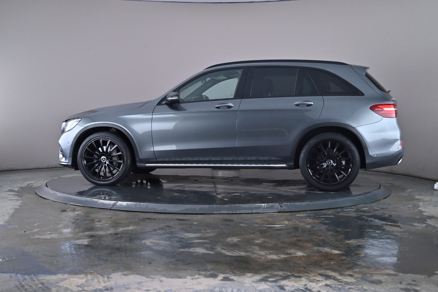 Used Mercedes-Benz GLC 2017 for sale - 76730442: Photo 16