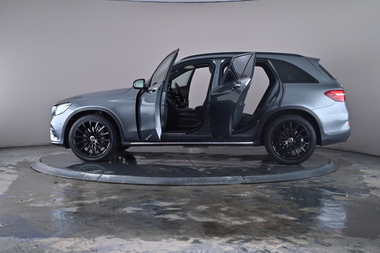 Used Mercedes-Benz GLC 2017 for sale - 76730442: Photo 52