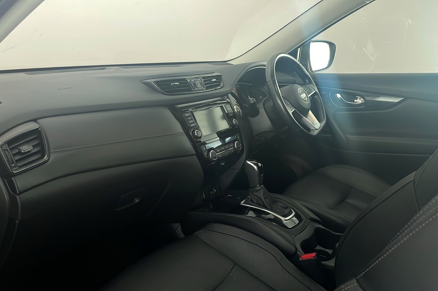 Used Nissan X-Trail 2021 for sale - 76716487: Photo 10