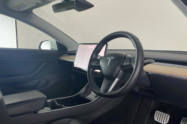 Used Tesla Model 3 2020 for sale - 76292765: Photo 10