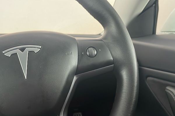 Used Tesla Model 3 2020 for sale - 76292765: Photo 15