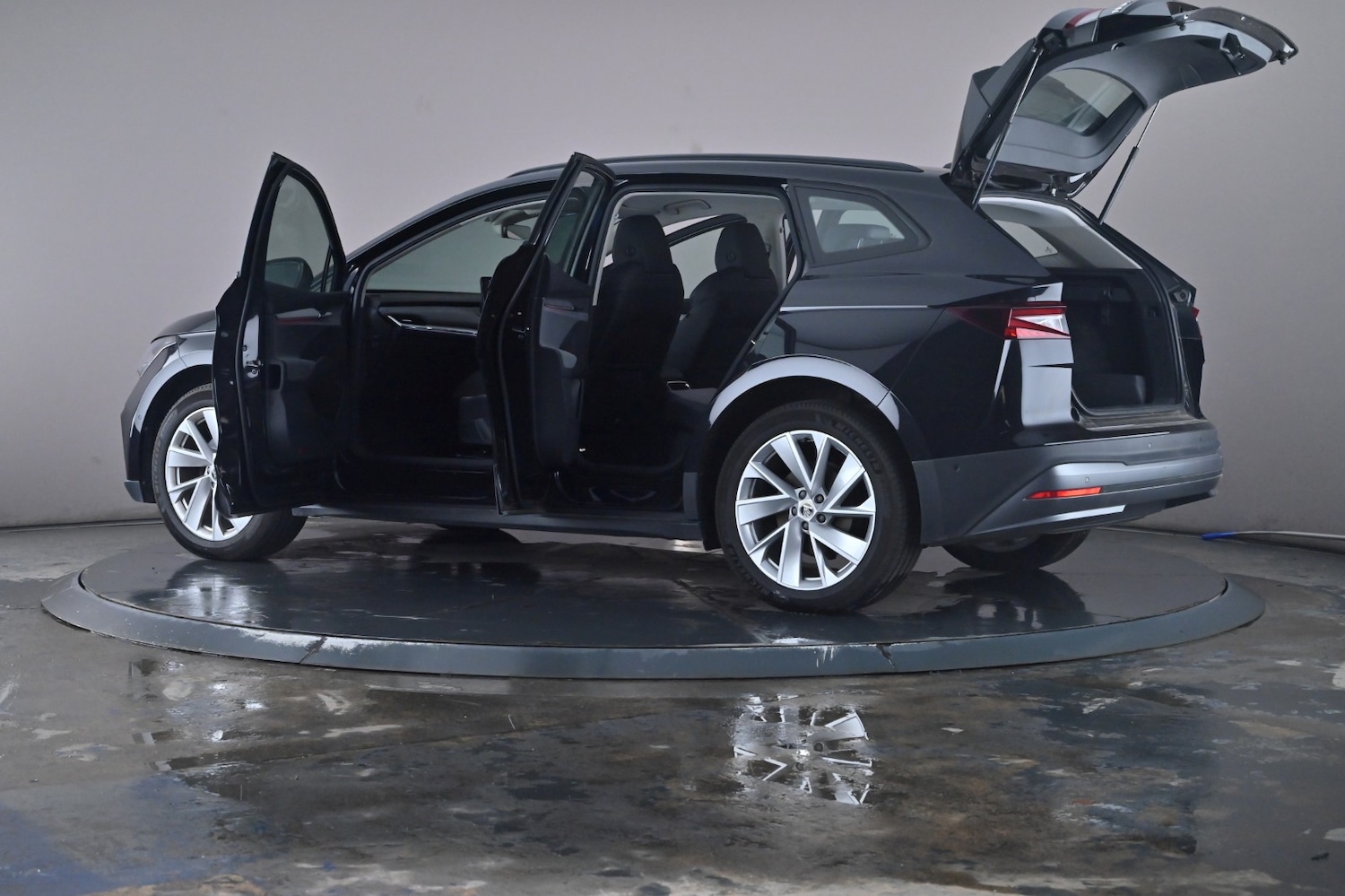 Used Skoda Enyaq 2022 for sale - 76621943: Photo 55