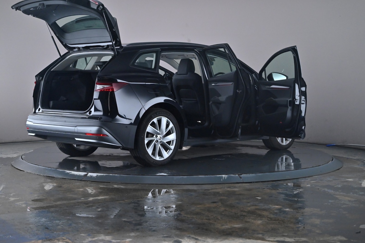 Used Skoda Enyaq 2022 for sale - 76621943: Photo 65