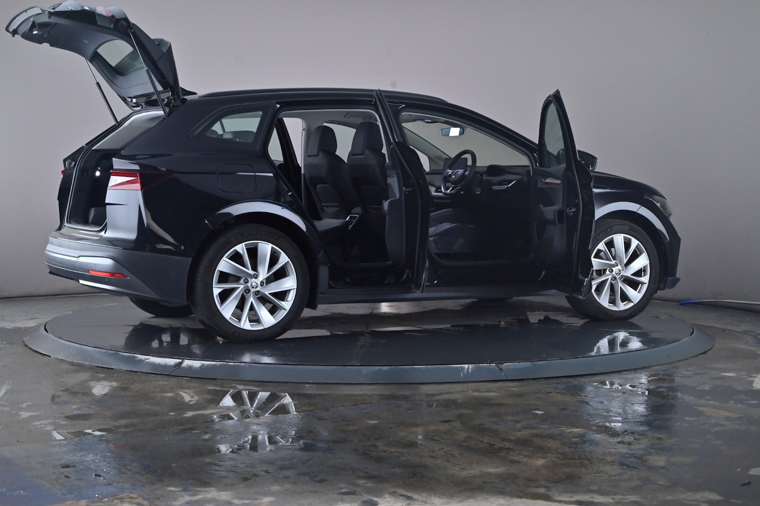 Used Skoda Enyaq 2022 for sale - 76621943: Photo 67