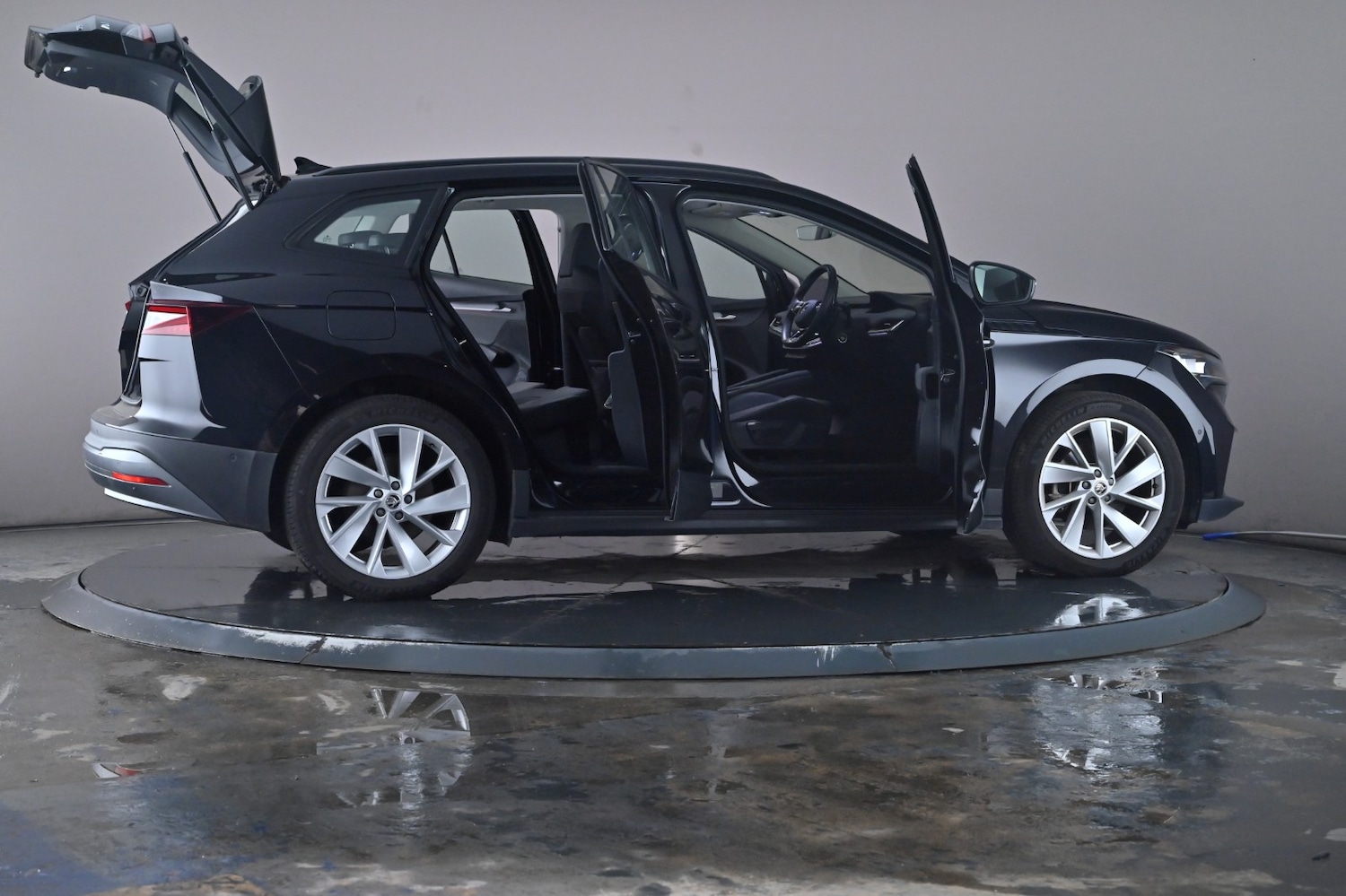 Used Skoda Enyaq 2022 for sale - 76621943: Photo 68