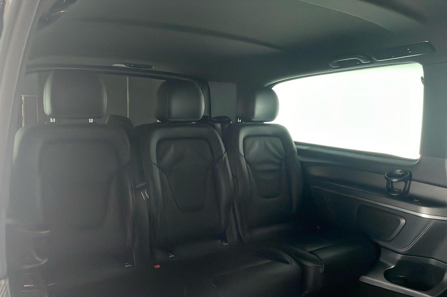 Used Mercedes-Benz V-Class 2023 for sale - 76950968: Photo 10