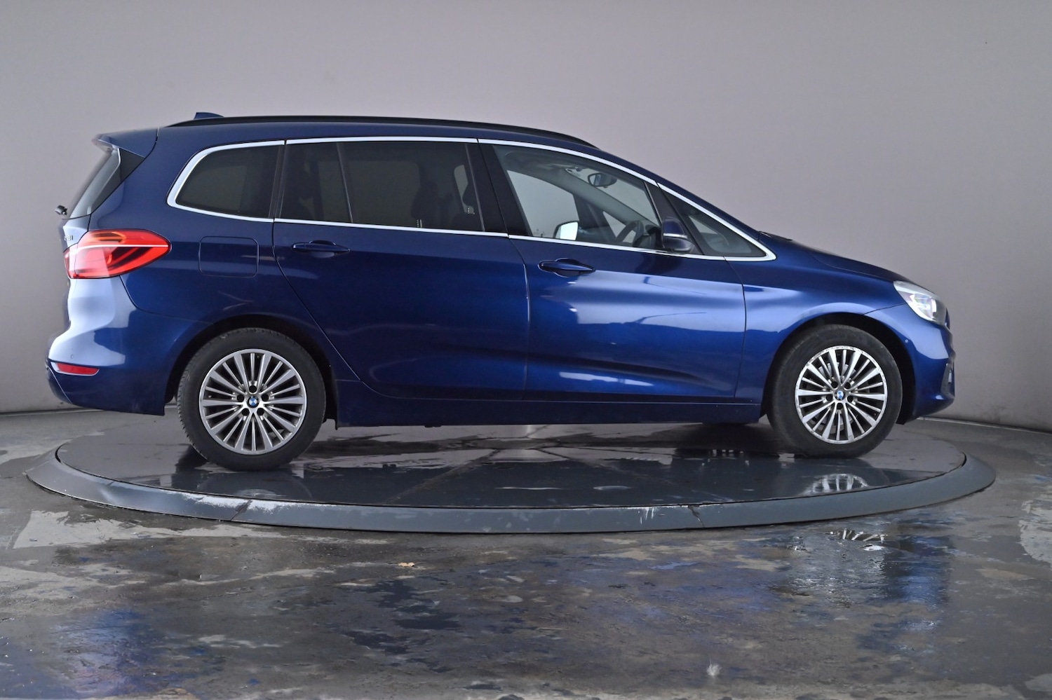 Used BMW 2 Series 2017 for sale - 76660311: Photo 43