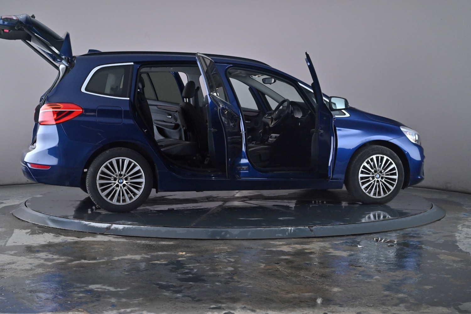 Used BMW 2 Series 2017 for sale - 76660311: Photo 79