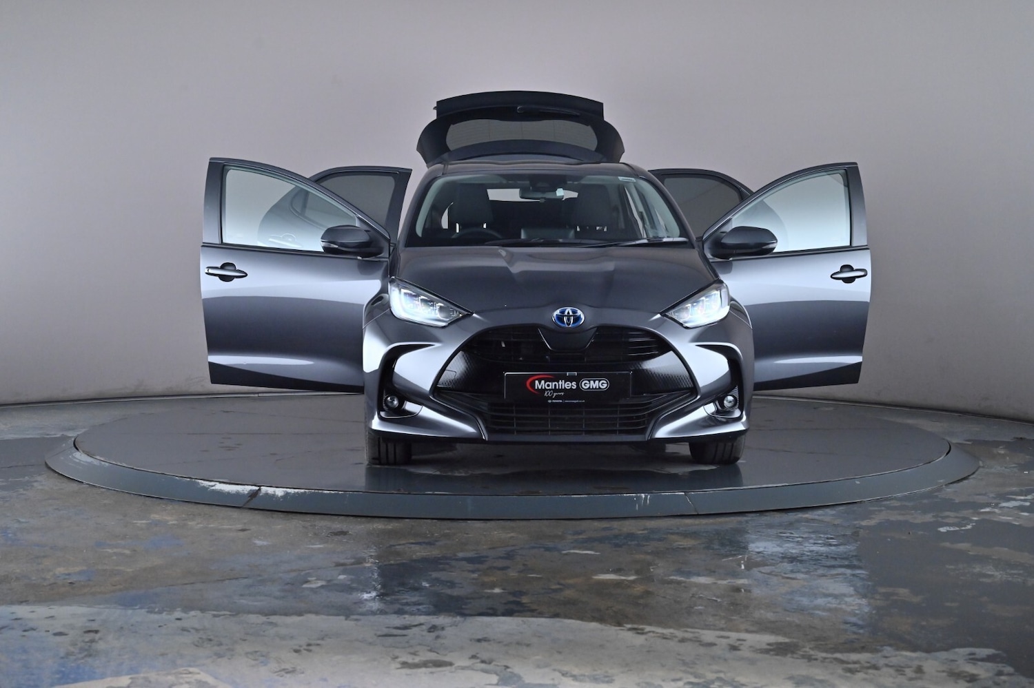 Used Toyota Yaris 2023 for sale - 76716465: Photo 39