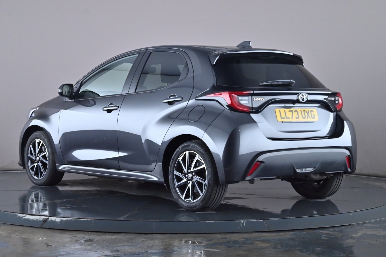 Used Toyota Yaris 2023 for sale - 76716465: Photo 4