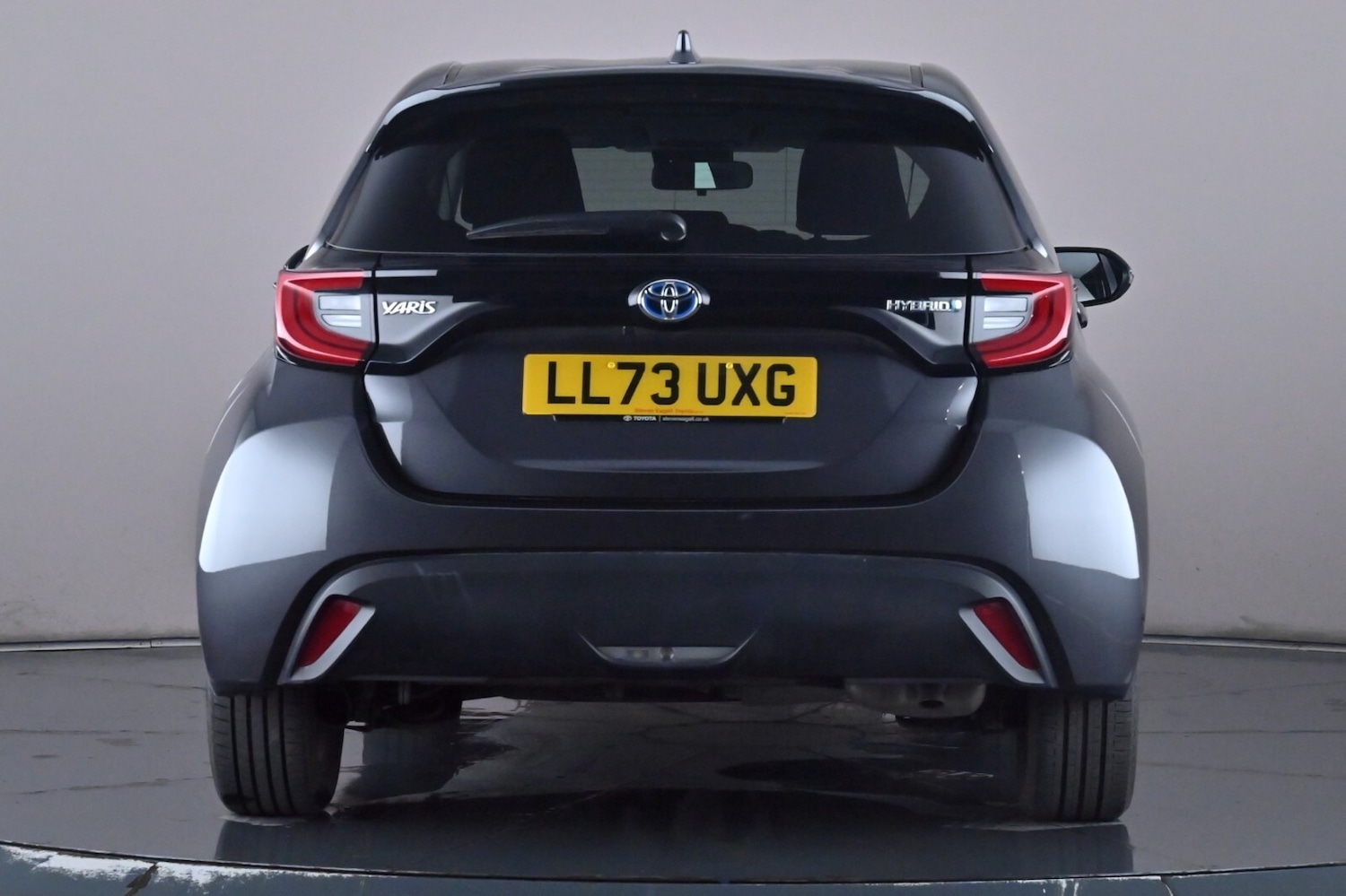 Used Toyota Yaris 2023 for sale - 76716465: Photo 5