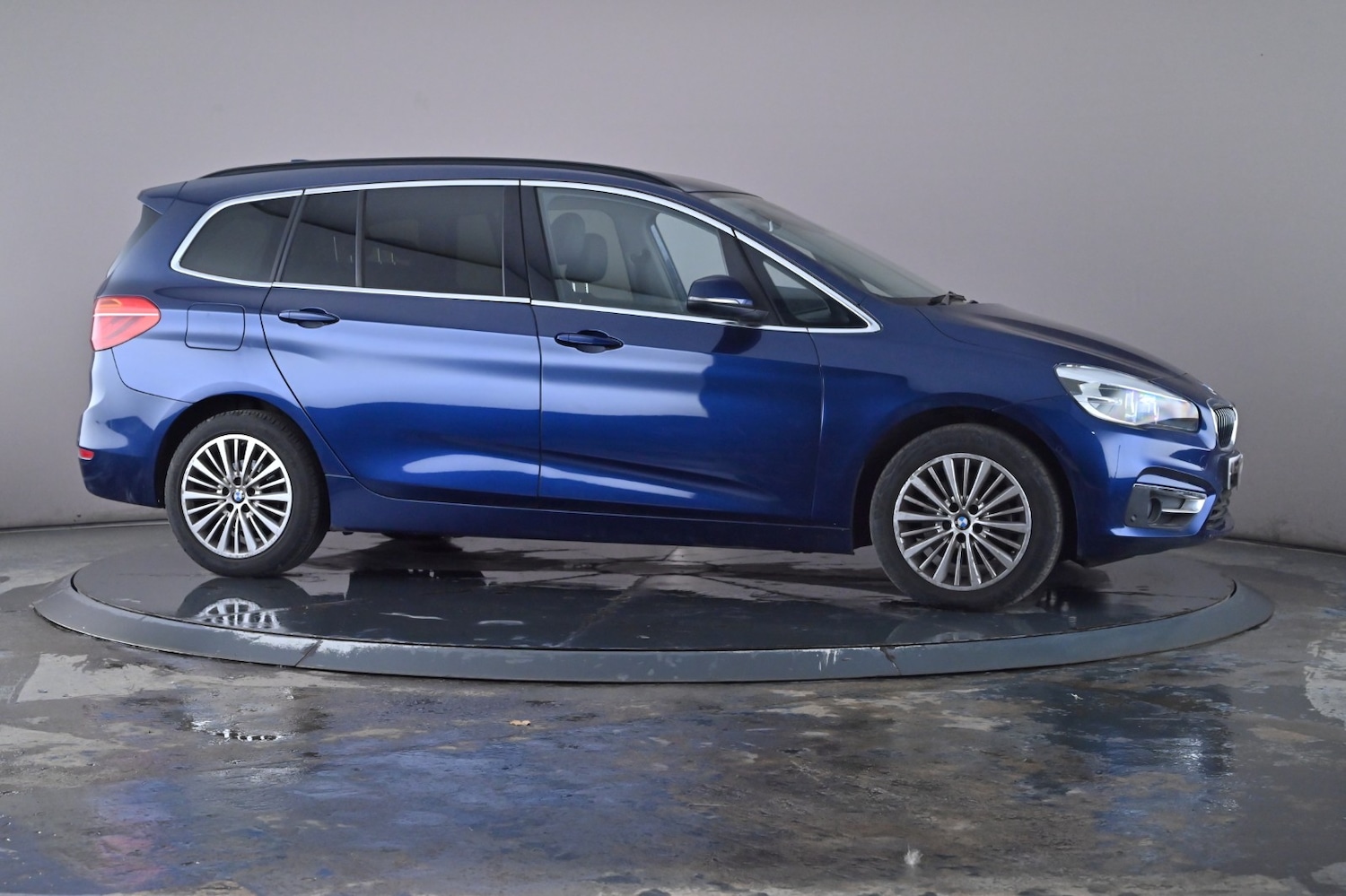 Used BMW 2 Series 2017 for sale - 76621921: Photo 46