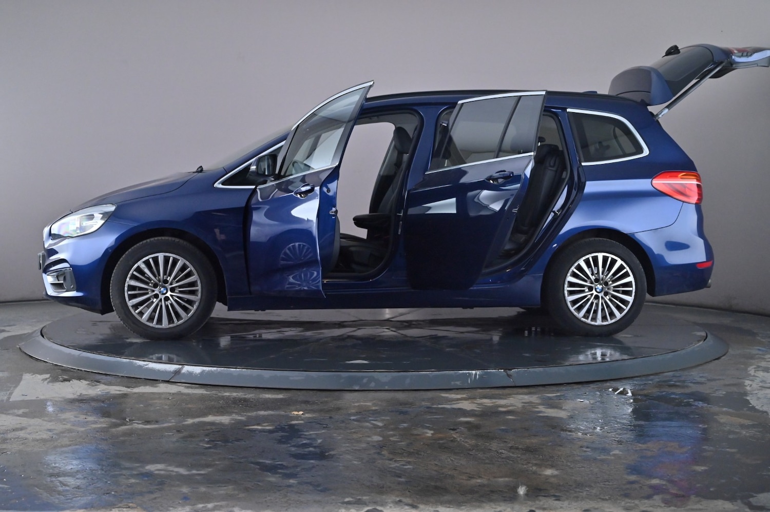 Used BMW 2 Series 2017 for sale - 76621921: Photo 62