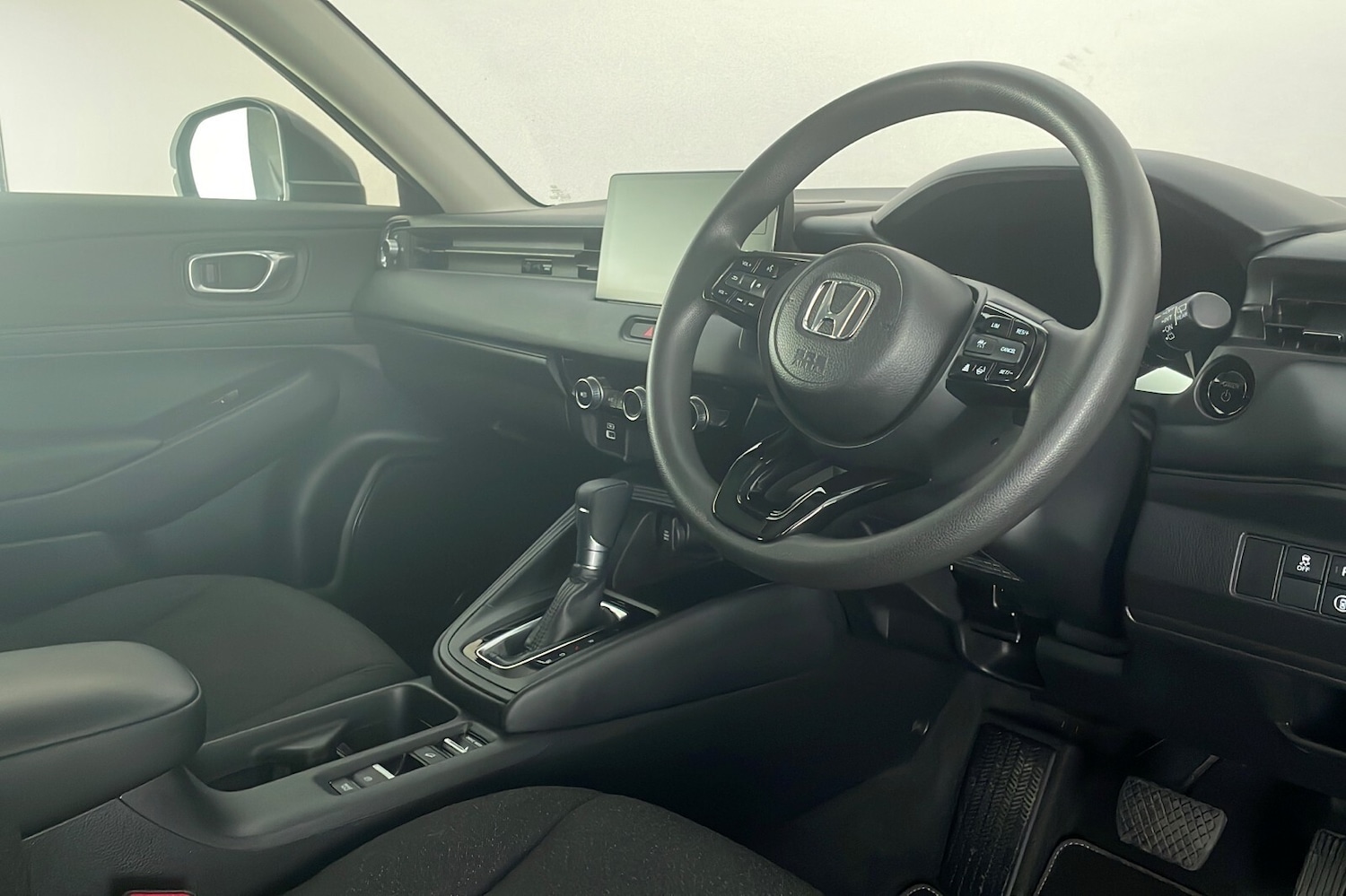 Used Honda HR-V 2023 for sale - 76716488: Photo 36