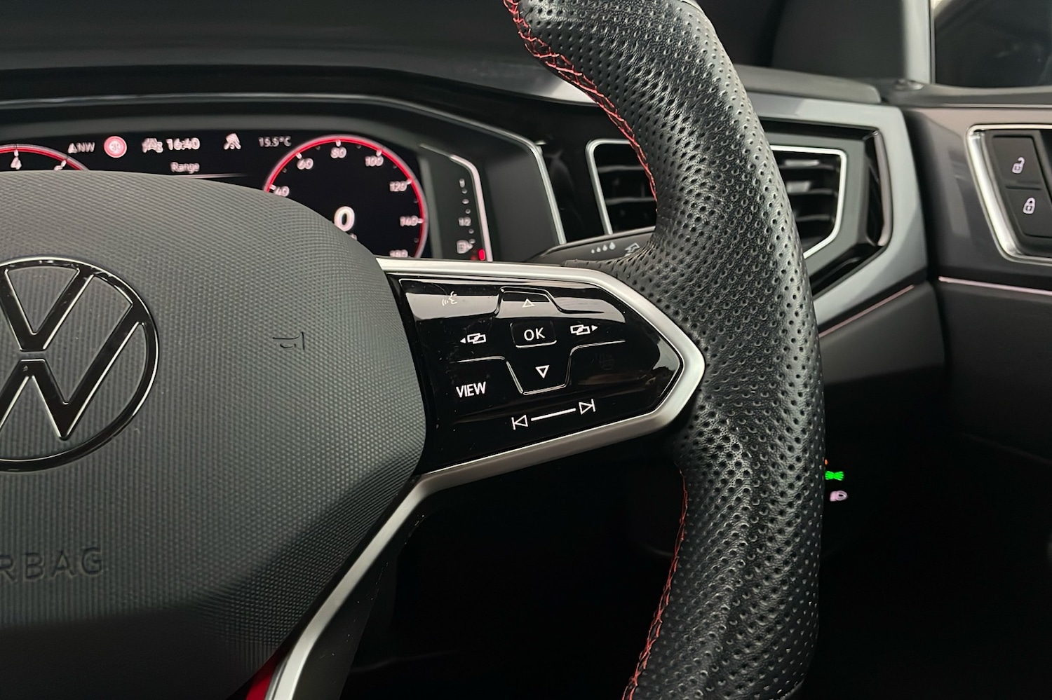 Used Volkswagen Polo 2022 for sale - 76638513: Photo 15