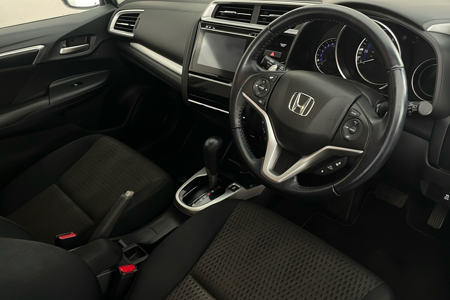 Used Honda Jazz 2019 for sale - 76030101: Photo 10