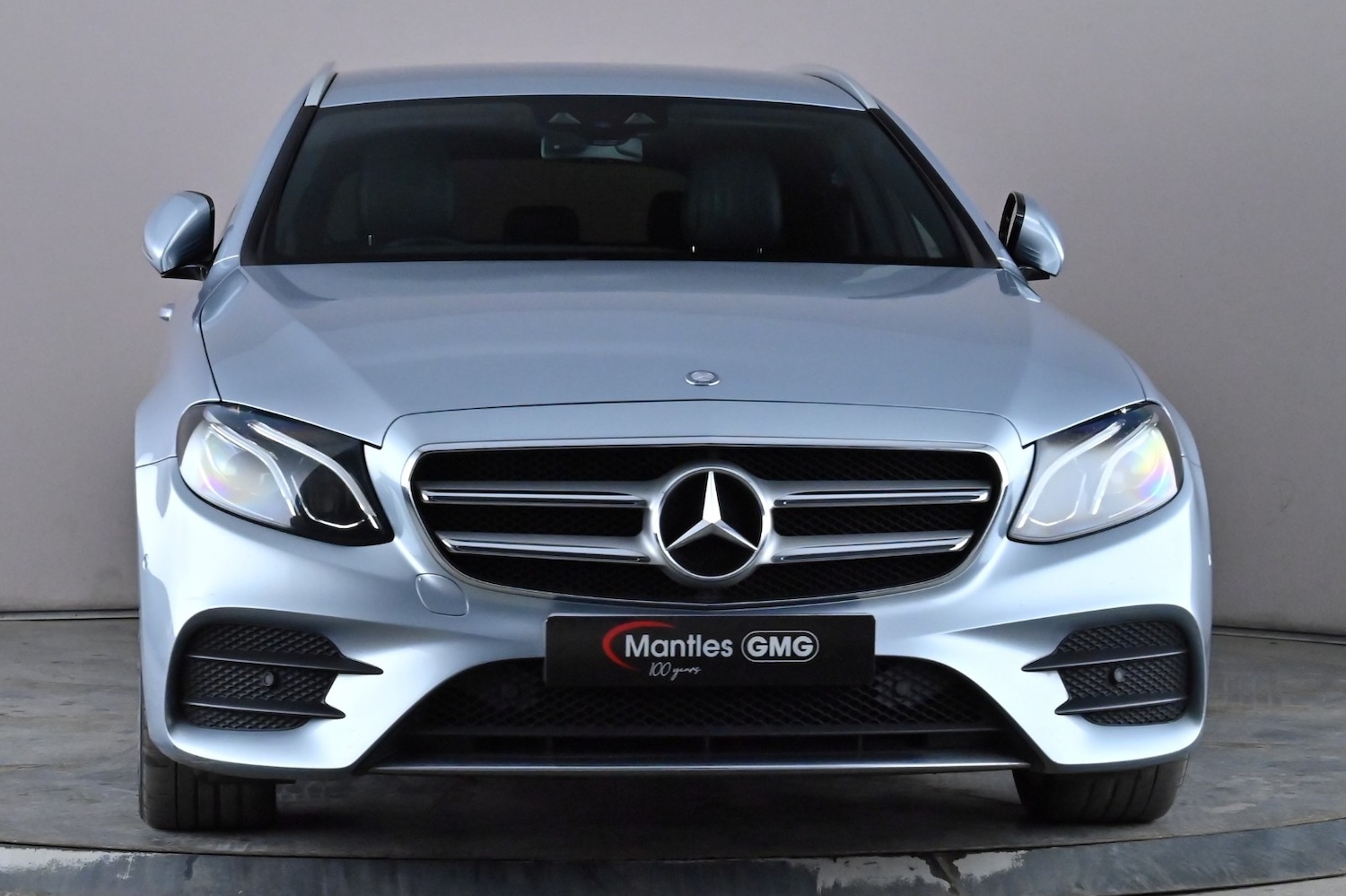 Used Mercedes-Benz E Class 2017 for sale - 77744080: Photo 2