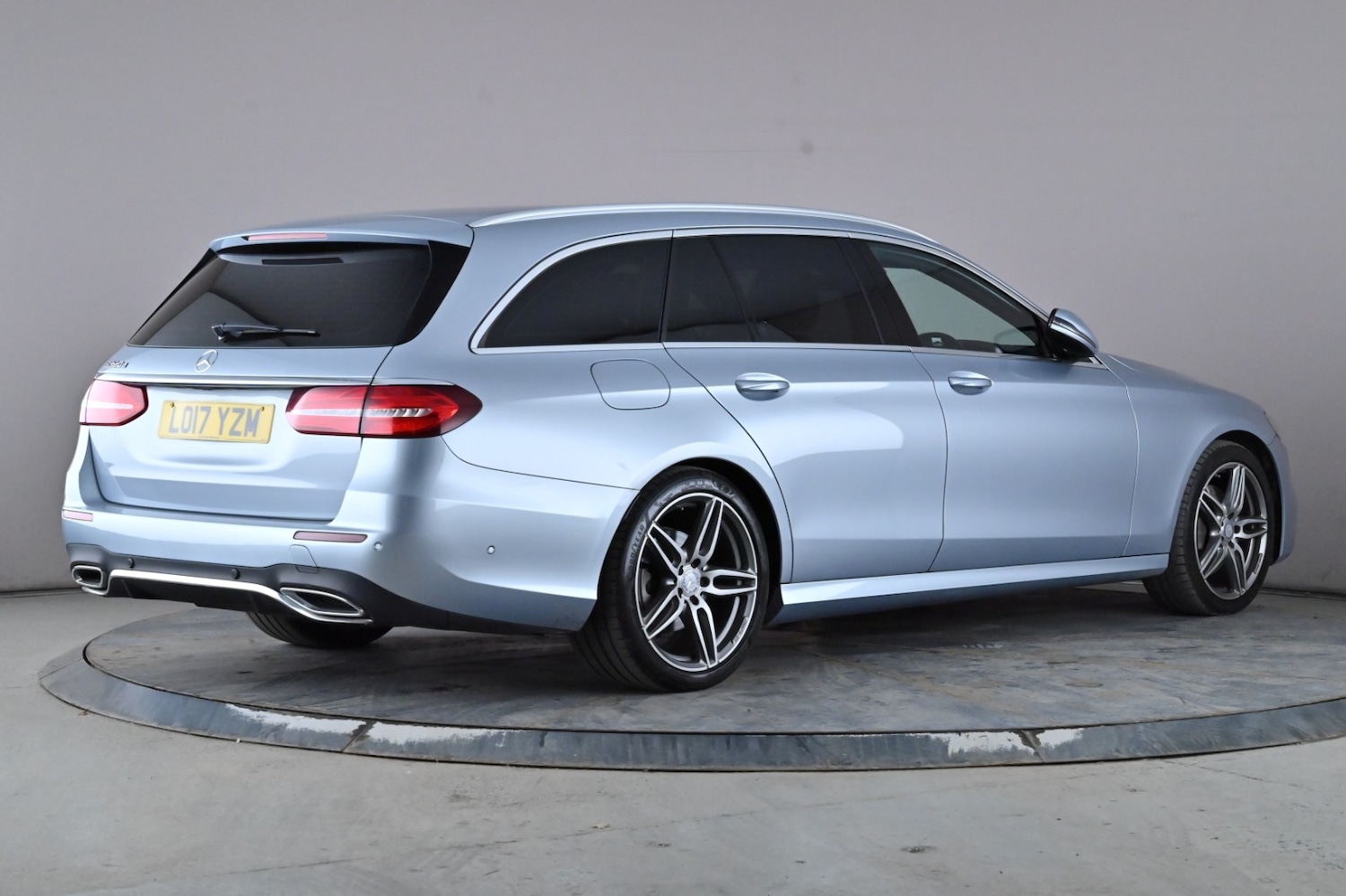 Used Mercedes-Benz E Class 2017 for sale - 77744080: Photo 6