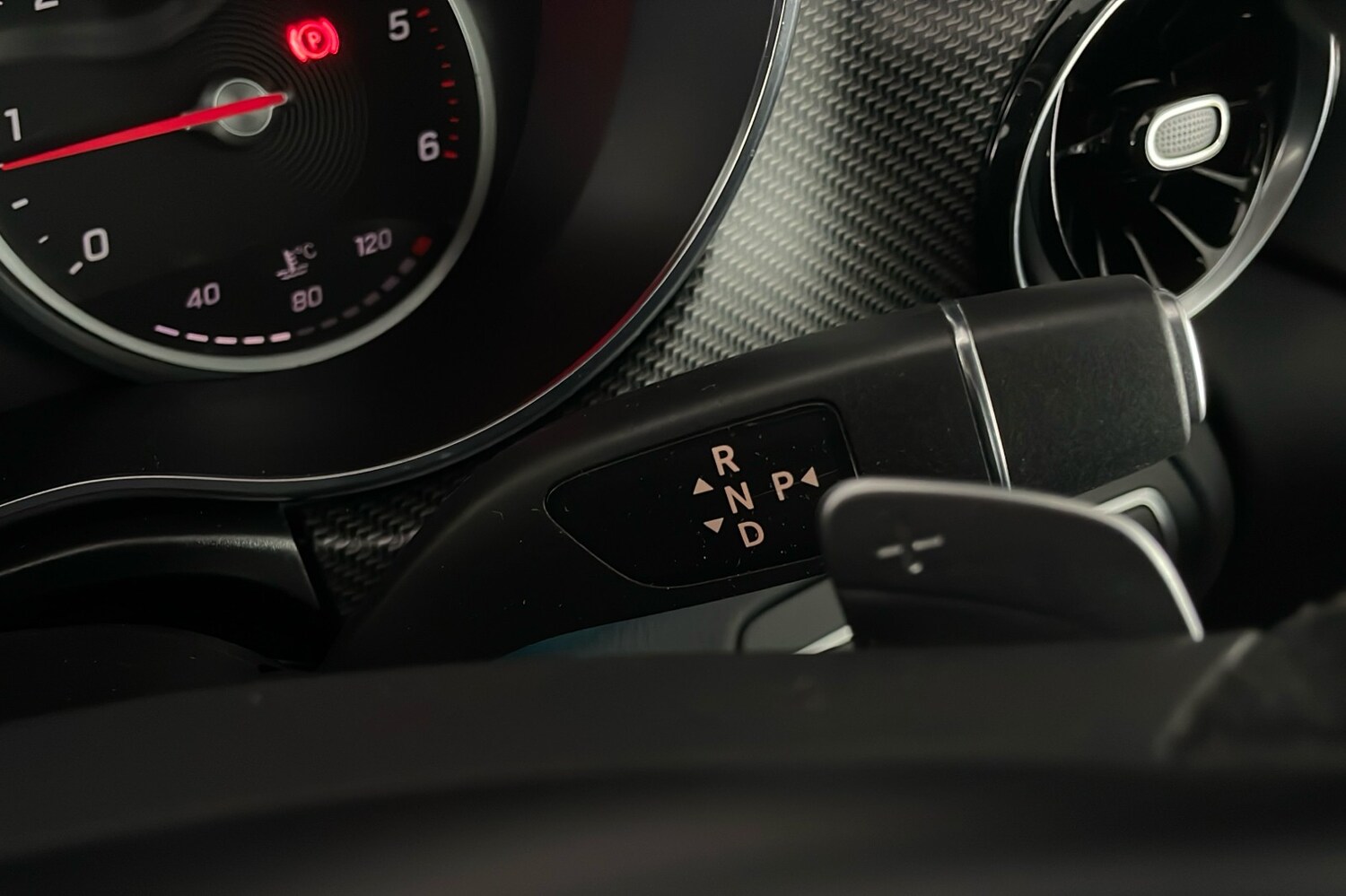 Used Mercedes-Benz V-Class 2023 for sale - 76932060: Photo 11