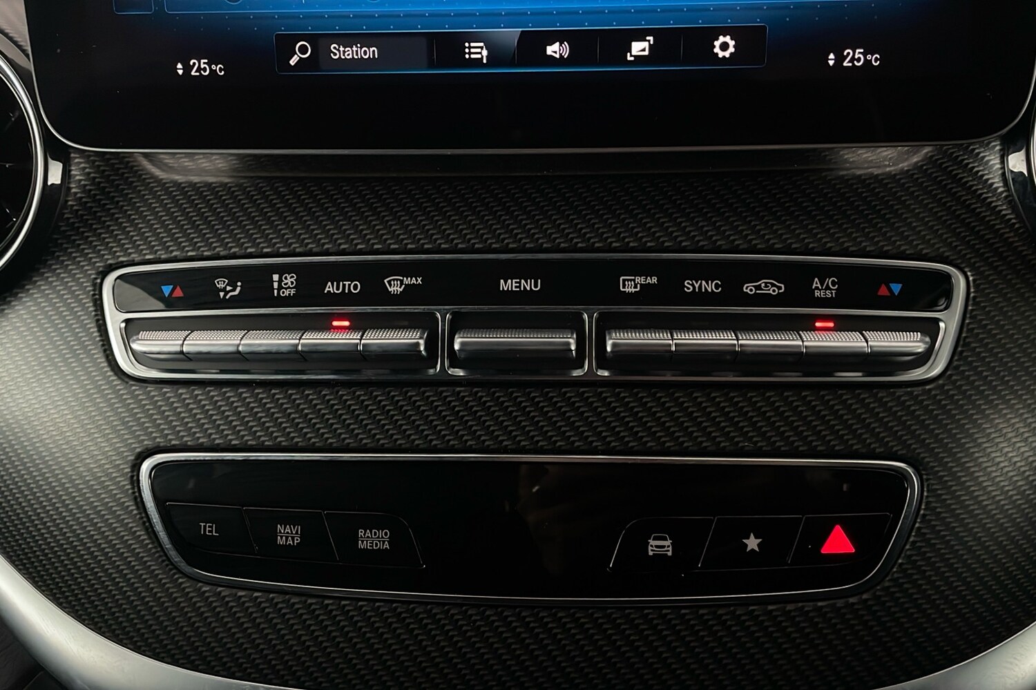 Used Mercedes-Benz V-Class 2023 for sale - 76932060: Photo 13