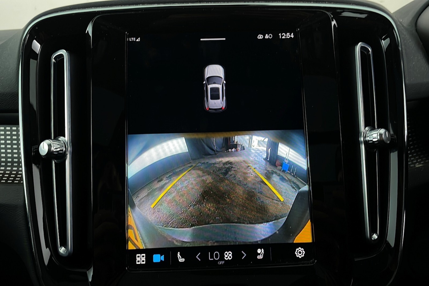 Used Volvo XC40 2021 for sale - 76672369: Photo 26