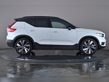 Used Volvo XC40 2021 for sale - 76672369: Photo