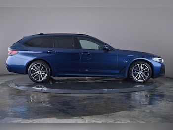 Used BMW 5 Series 2022 for sale - 76635124: Photo