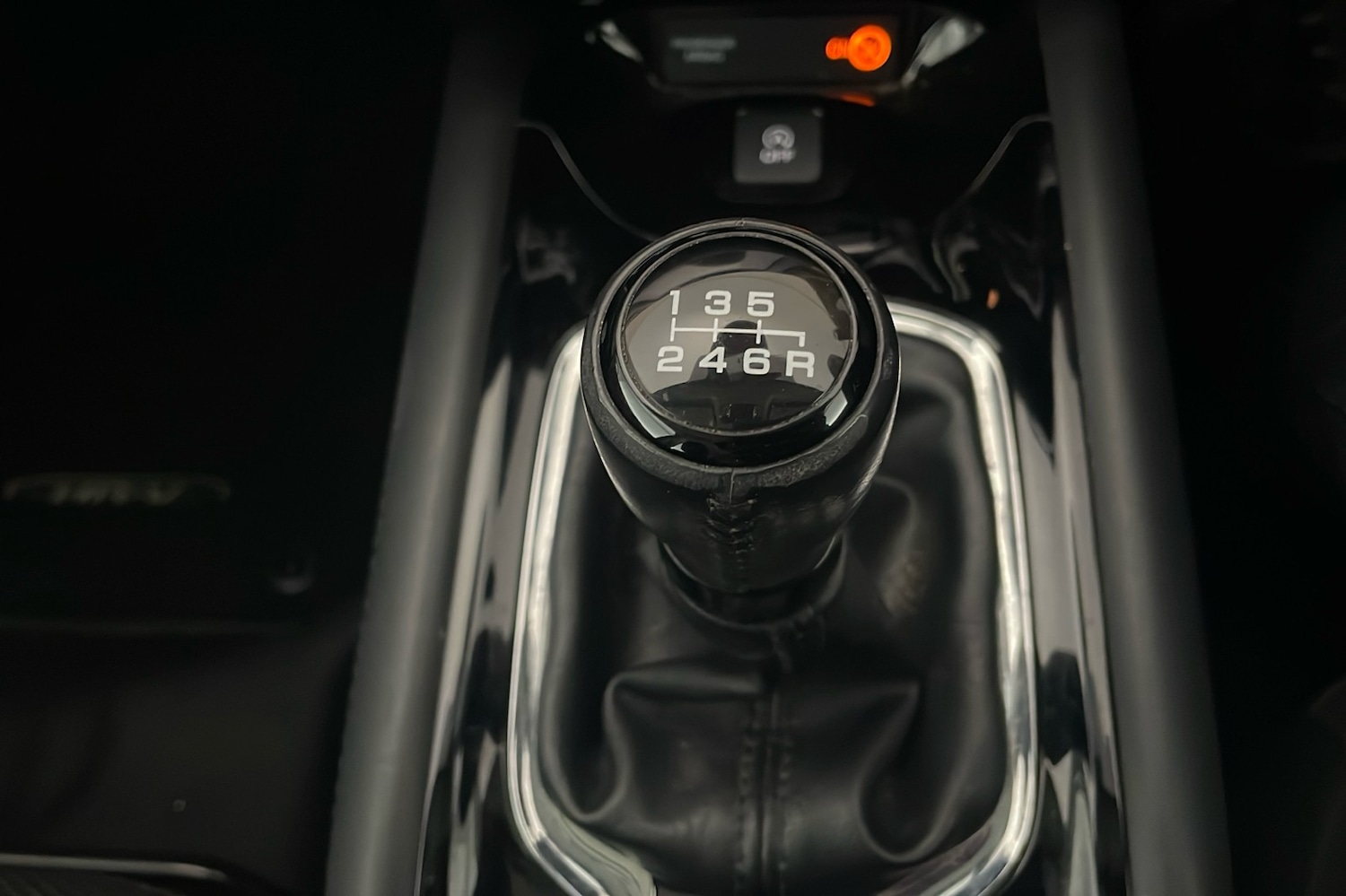 Used Honda HR-V 2015 for sale - 76536481: Photo 12