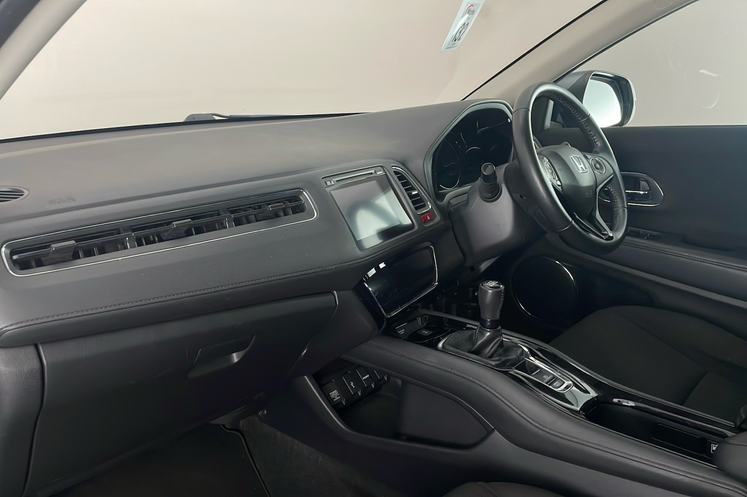 Used Honda HR-V 2015 for sale - 76536481: Photo 20