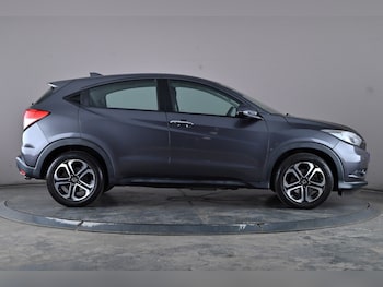 Used Honda HR-V 2015 for sale - 76536481: Photo