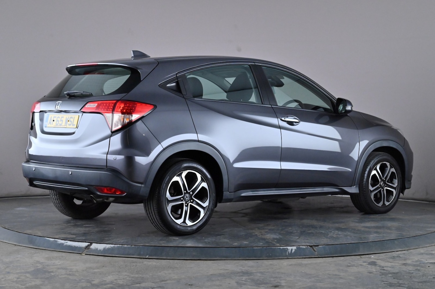Used Honda HR-V 2015 for sale - 76536481: Photo 6