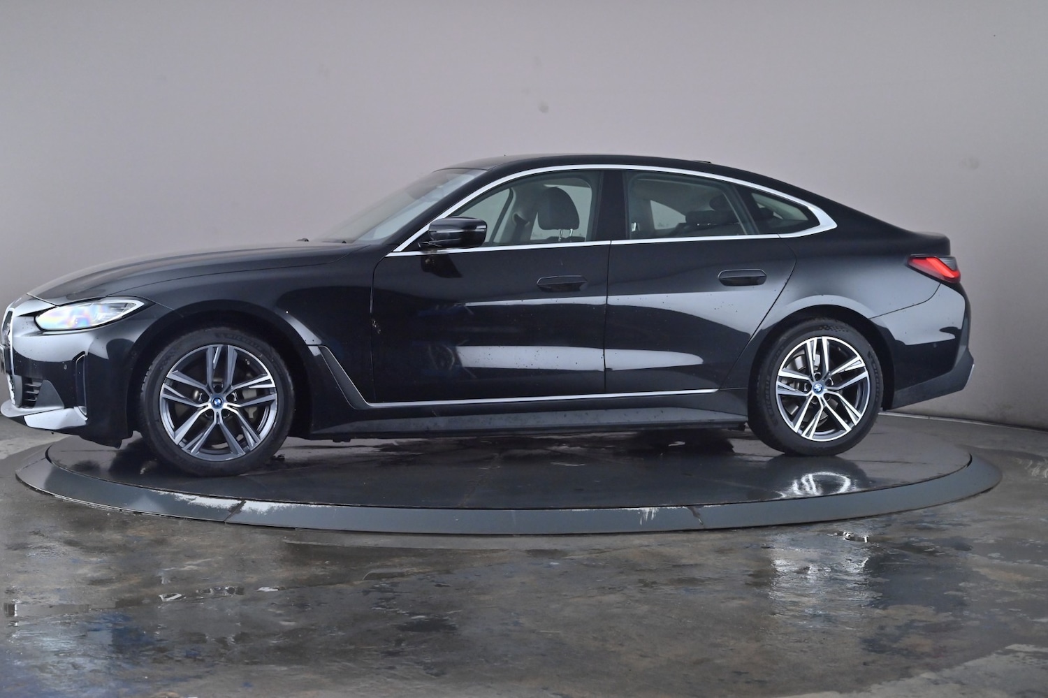 Used BMW i4 2022 for sale - 76716492: Photo 13