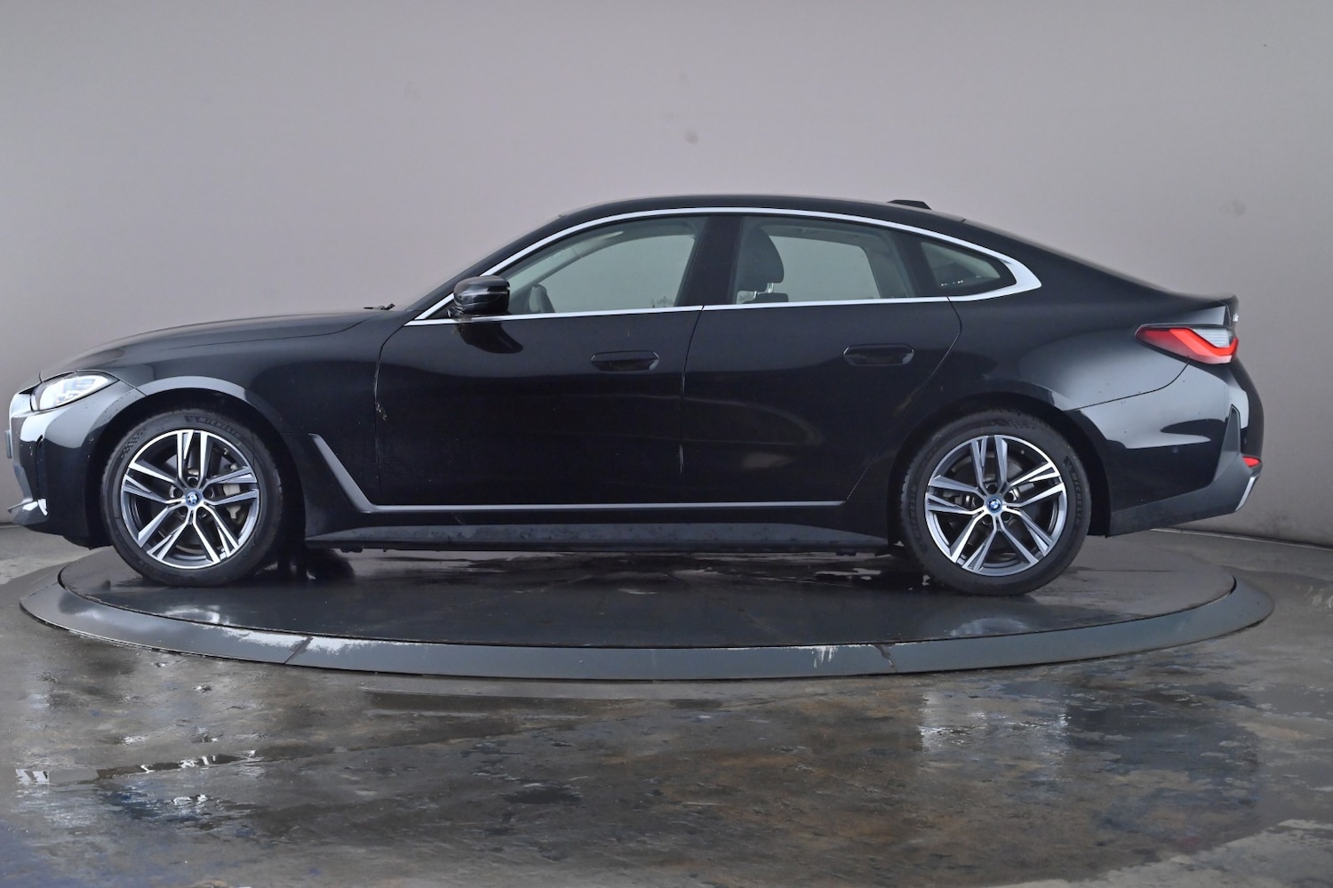 Used BMW i4 2022 for sale - 76716492: Photo 15