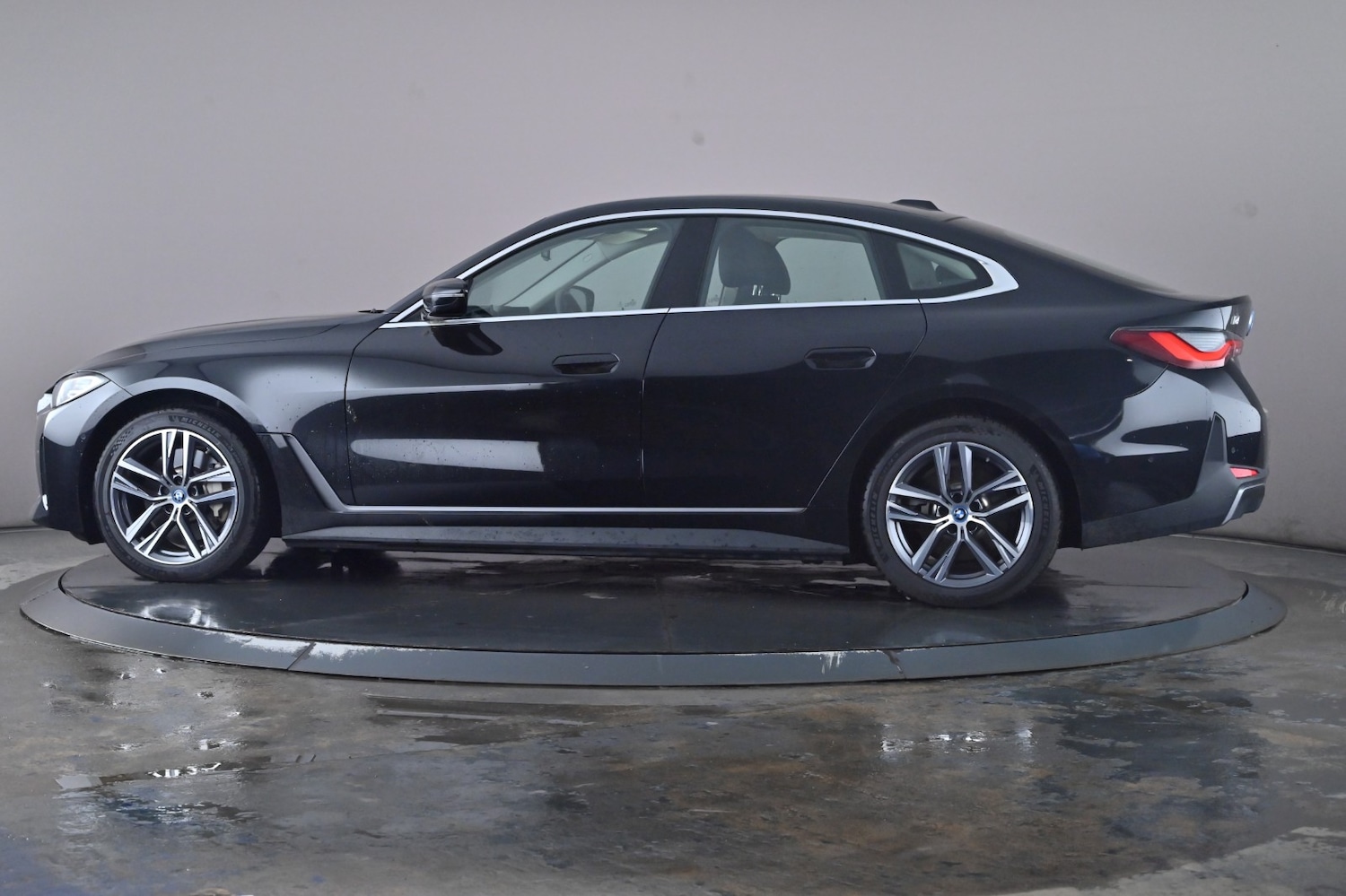 Used BMW i4 2022 for sale - 76716492: Photo 16