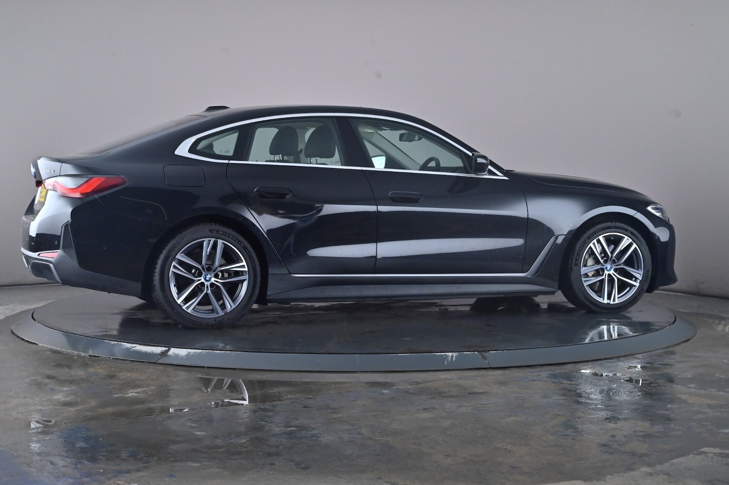 Used BMW i4 2022 for sale - 76716492: Photo 31