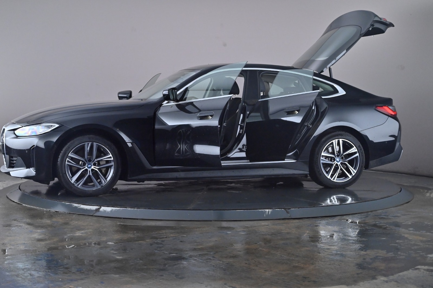 Used BMW i4 2022 for sale - 76716492: Photo 49