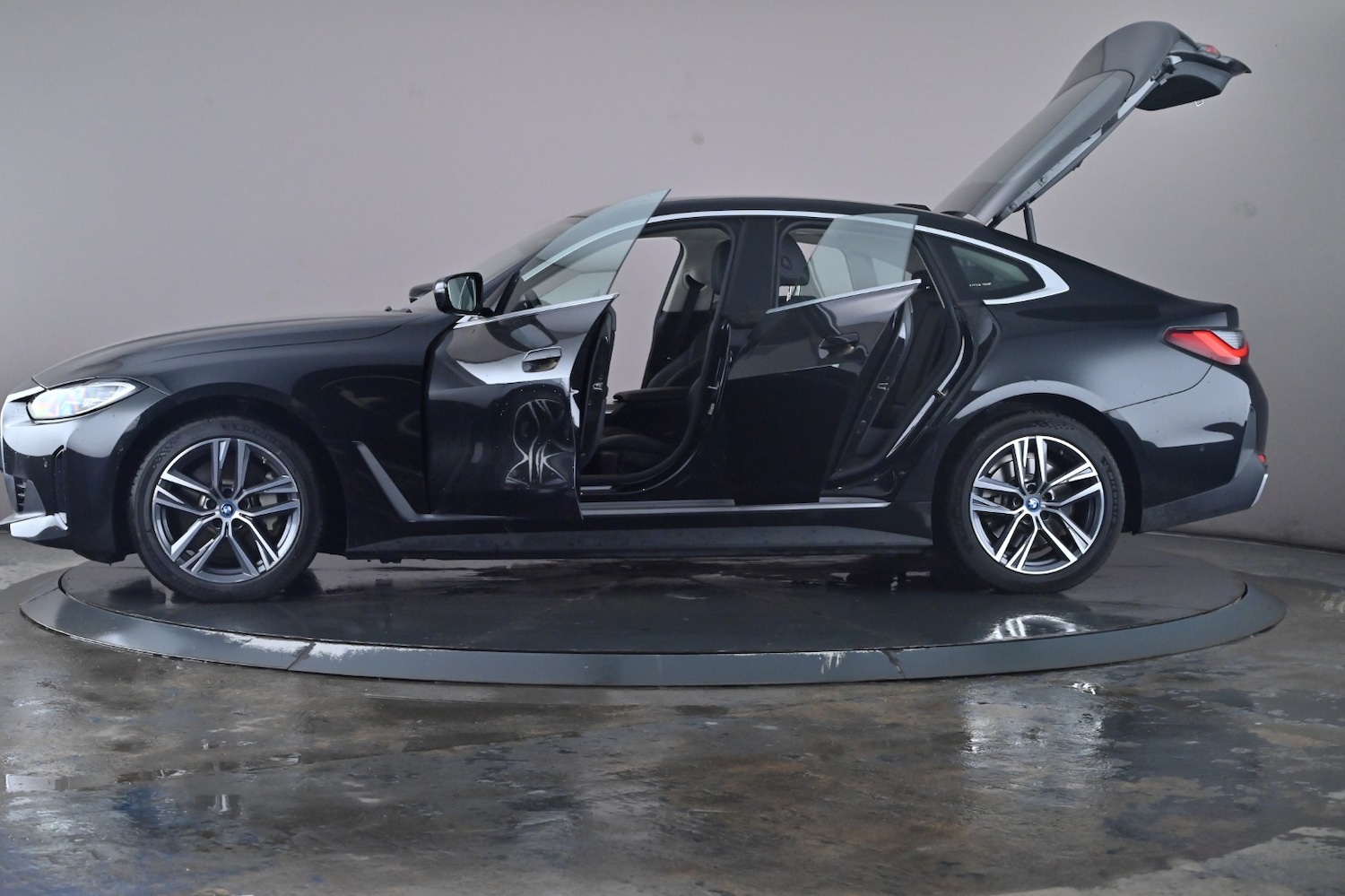 Used BMW i4 2022 for sale - 76716492: Photo 50