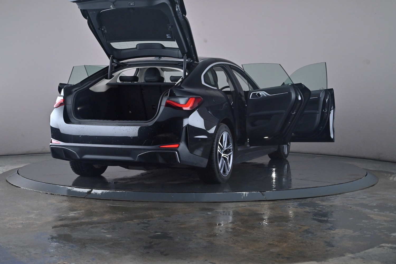 Used BMW i4 2022 for sale - 76716492: Photo 62