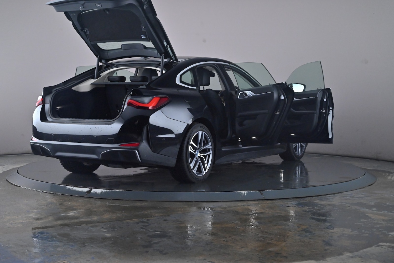 Used BMW i4 2022 for sale - 76716492: Photo 63