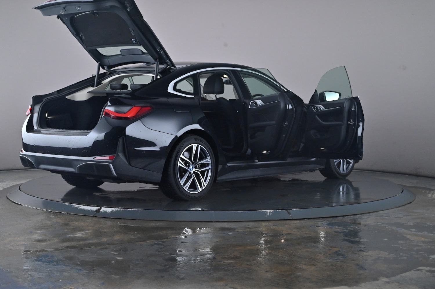 Used BMW i4 2022 for sale - 76716492: Photo 64