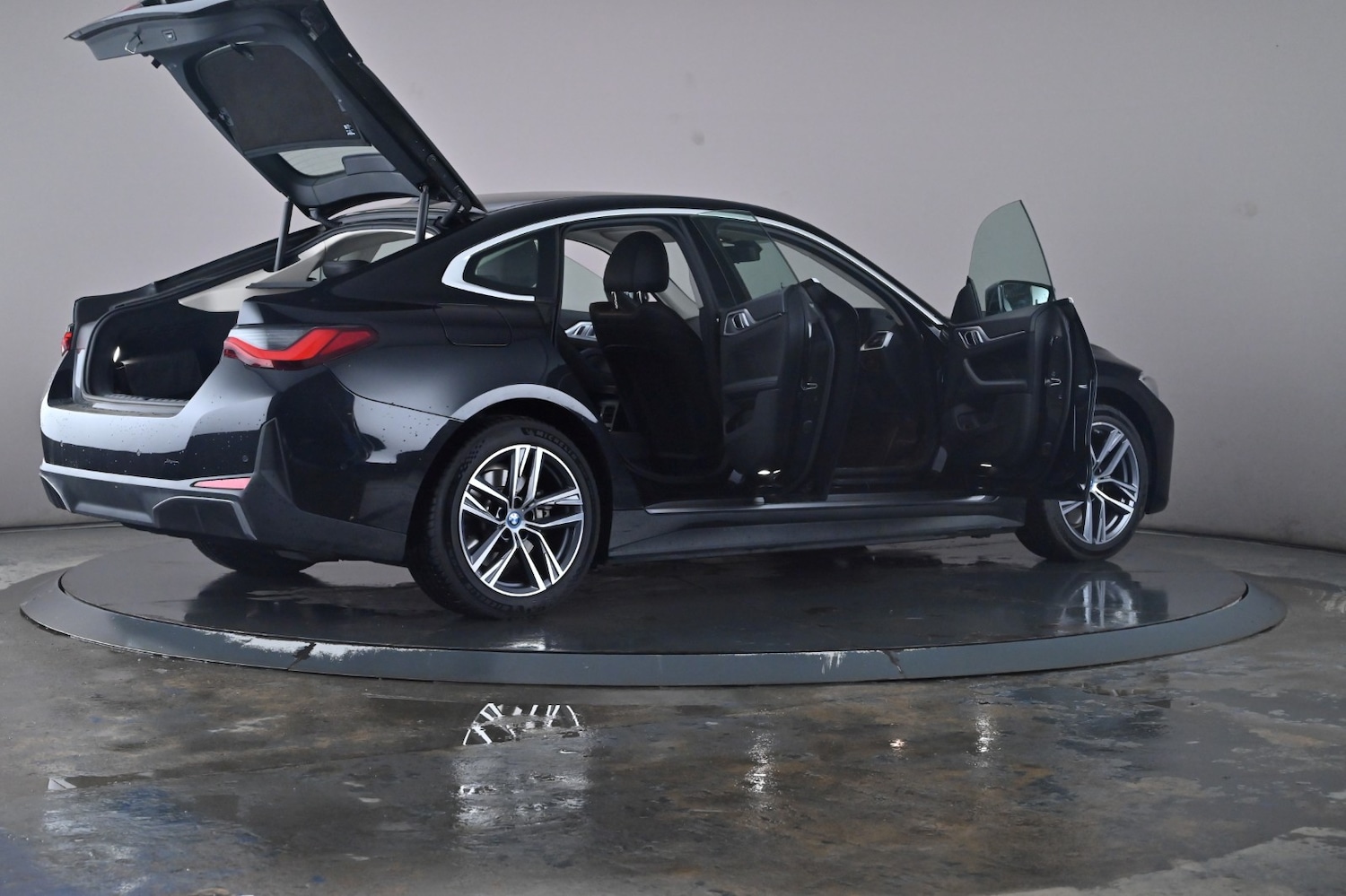 Used BMW i4 2022 for sale - 76716492: Photo 65