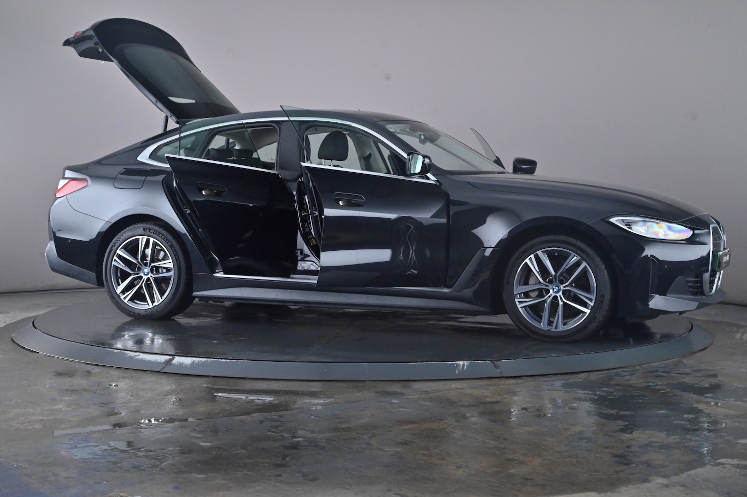 Used BMW i4 2022 for sale - 76716492: Photo 71