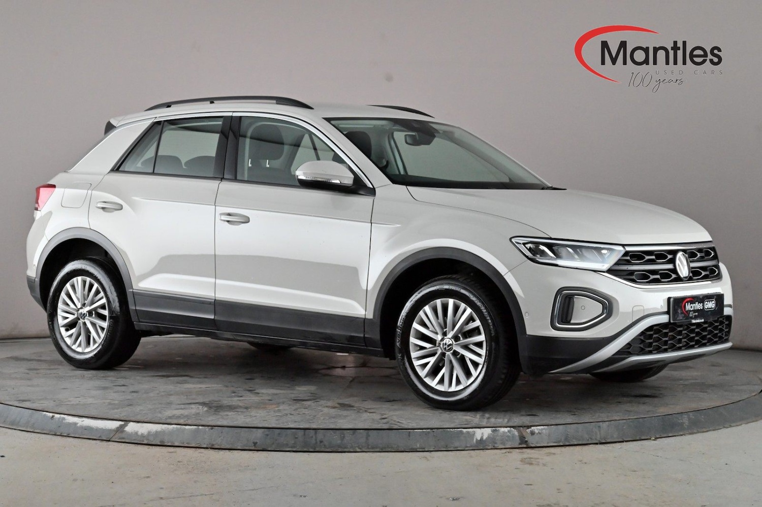 Used Volkswagen T-Roc 2022 for sale - 76892948: Photo 1