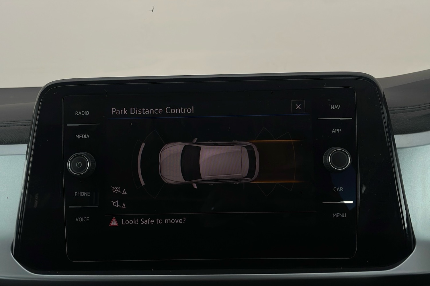 Used Volkswagen T-Roc 2022 for sale - 76892948: Photo 19