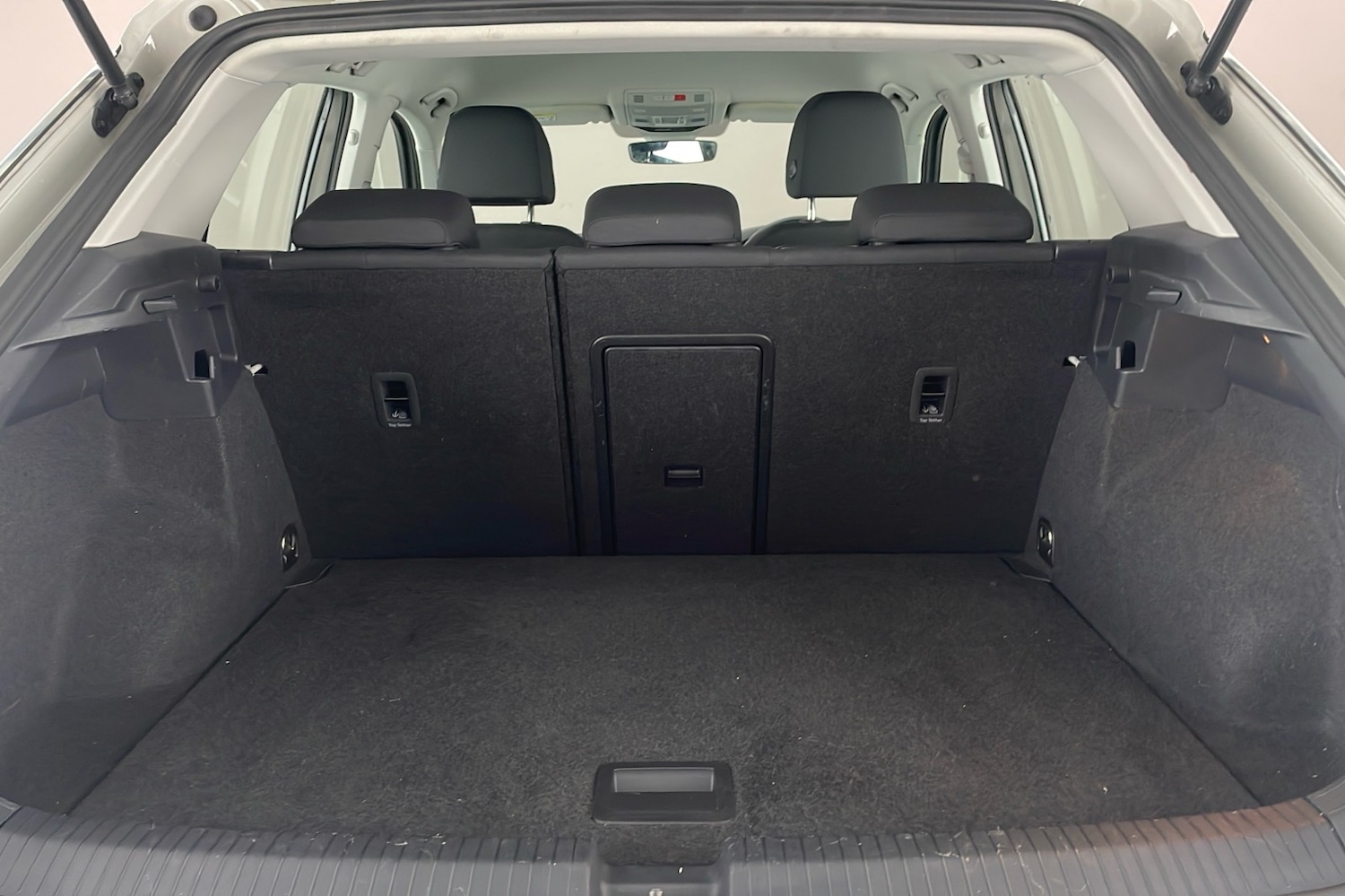 Used Volkswagen T-Roc 2022 for sale - 76892948: Photo 21